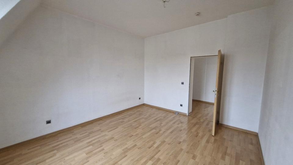 Dachgeschoßwohnung Magdeburg Leipziger Straße - 3 Zimmer, 78 m&sup2;, 510&euro; | Angebot:18896990