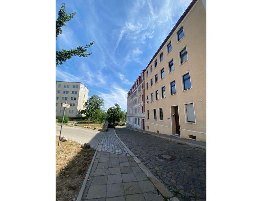 Wohnung zum Mieten in Magdeburg 315,36 € 39.42 m²