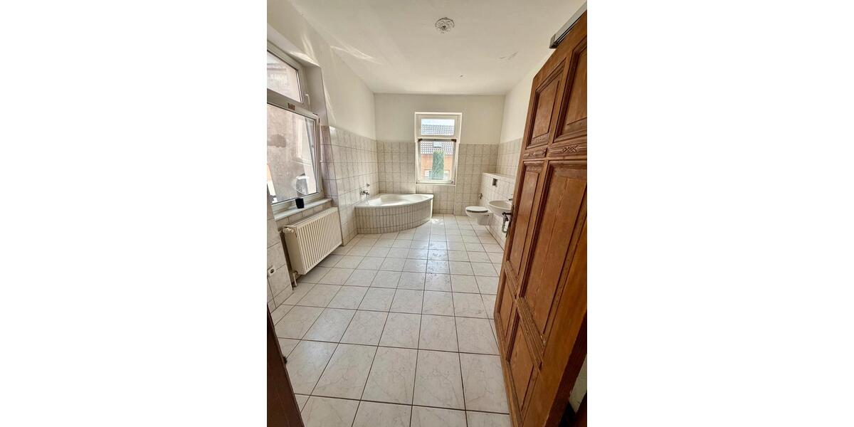 Bauernhaus, Landhaus Hohe Börde - 15 Zimmer, 296 m&sup2;, 359.000&euro; | Angebot:26935230