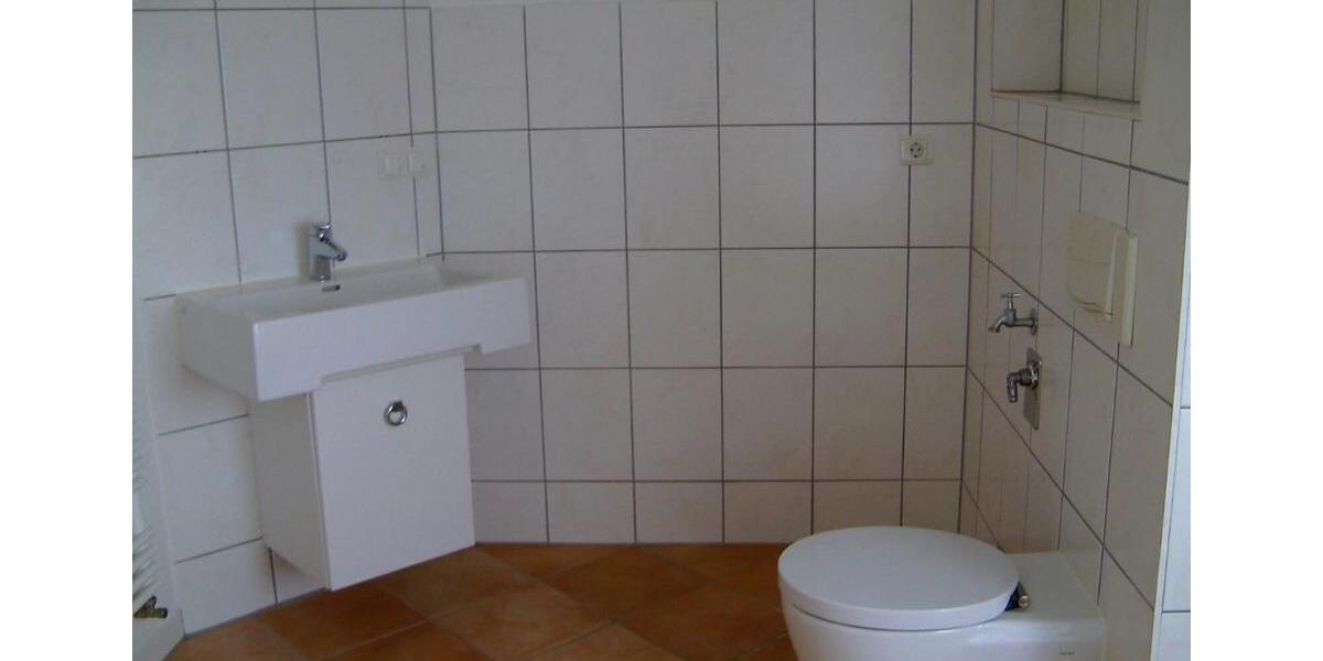 Dachgeschoßwohnung Schönebeck (Elbe) - 2 Zimmer, 74 m&sup2;, 429&euro; | Angebot:26663982