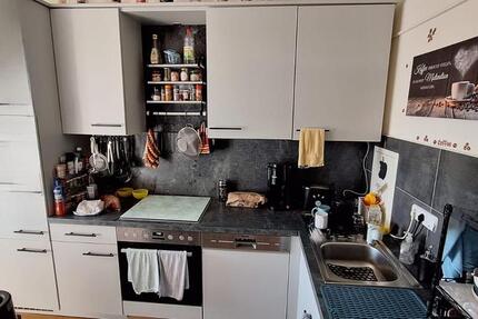 Schnell sein und Nachmieter werden! 4-Zimmer-Wohnung mit Balkon! zimmer