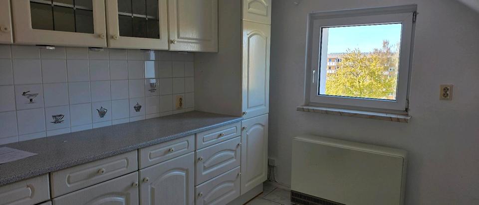 Dachgeschoßwohnung Schönebeck (Elbe) Pretzien - 3 Zimmer, 44 m&sup2;, 576&euro; | Angebot:26398077