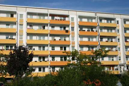 Wohnung Magdeburg Alt Olvenstedt - 3 Zimmer, 68 m&sup2;, 373&euro; | Angebot:26392402