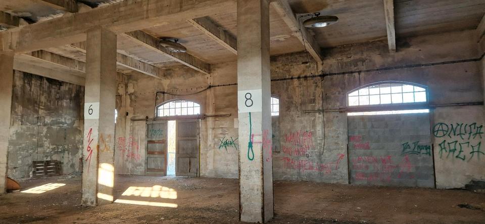 Gewerbeobjekt Calbe (Saale) - 1.000&euro; | Angebot:24429425