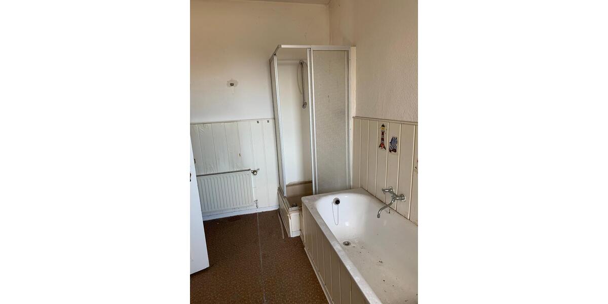 Mehrfamilienhaus, Wohnhaus Wolmirstedt - 18 Zimmer, 621 m&sup2;, 155.000&euro; | Angebot:27182517