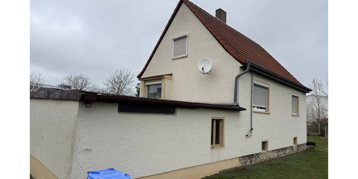 Einfamilienhaus Calbe - 4 Zimmer, 100 m&sup2;, 129.000&euro; | Angebot:26202123
