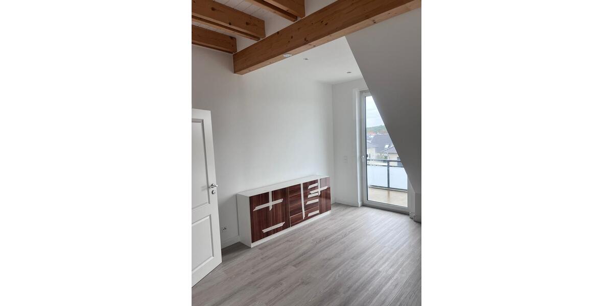 Dachgeschoßwohnung Möckern - 4 Zimmer, 114 m&sup2;, 1.145&euro; | Angebot:25803631