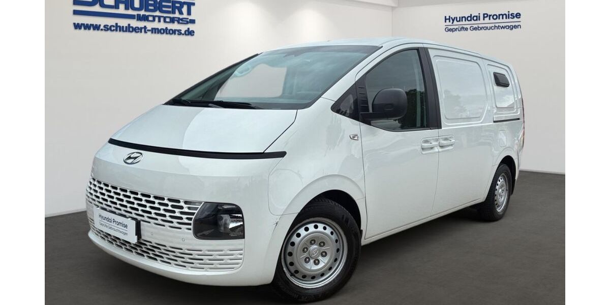 Hyundai STARIA 85.582 km 23.490 &euro; Magdeburg 39108