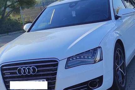 Audi A8 212.000 km 23.800 € Möckern 39291