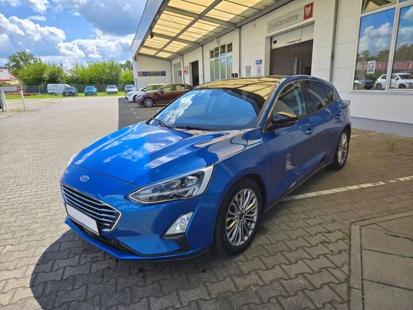 Ford Focus 60.030 km 11.595 € Burg 39288