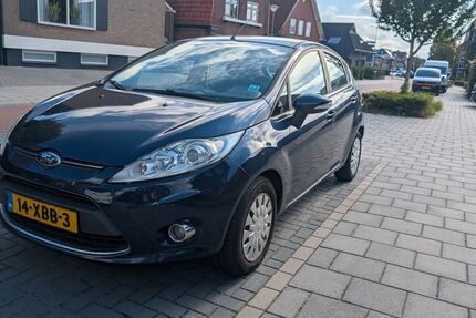 Ford Fiesta 200.000 km 3.750 &euro; Borne 7623j