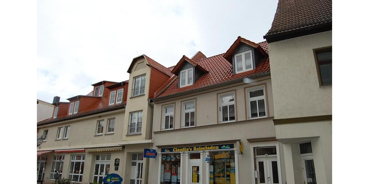 Dachgeschoßwohnung Calbe (Saale) - 2 Zimmer, 57 m&sup2;, 43.000&euro; | Angebot:24688385