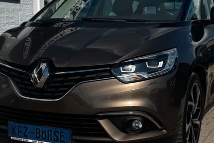 Renault Scenic 218.400 km 11.900 € Burg 39288
