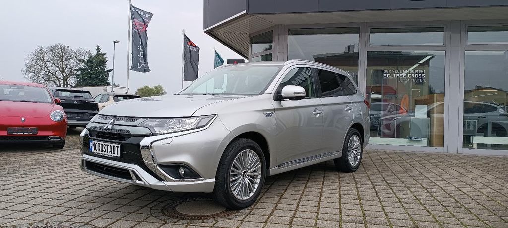 Mitsubishi Plug-in Hybrid Outlander 88.464 km 19.990 &euro; Magdeburg 39124