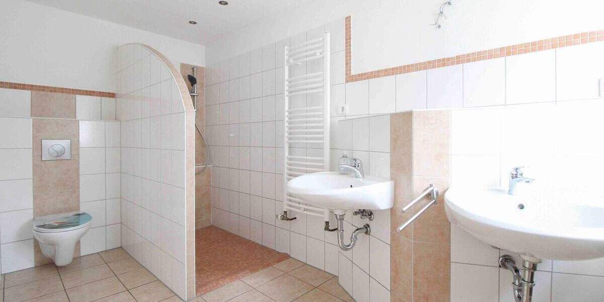 Einfamilienhaus Eilsleben - 8 Zimmer, 155.000&euro; | Angebot:25142566