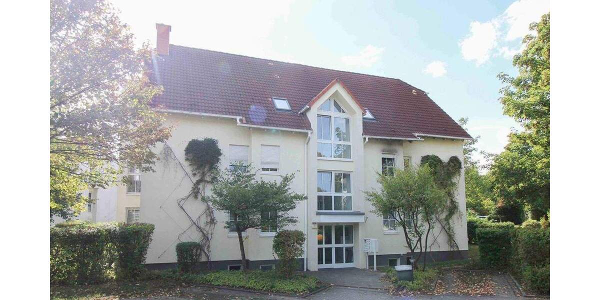 Bezugsfertigte 2-Zi.-Whg. mit großem Balkon und PKW-Stellplatz im Goethepark 2 zimmer