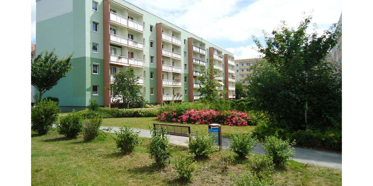 Etagenwohnung Calbe - 4 Zimmer, 65 m&sup2;, 349&euro; | Angebot:26163573