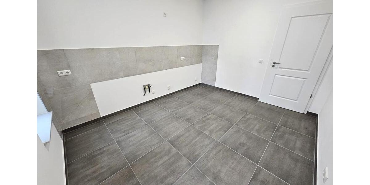 Erdgeschoßwohnung Magdeburg Alte Neustadt - 3.5 Zimmer, 108 m&sup2;, 930&euro; | Angebot:25442023