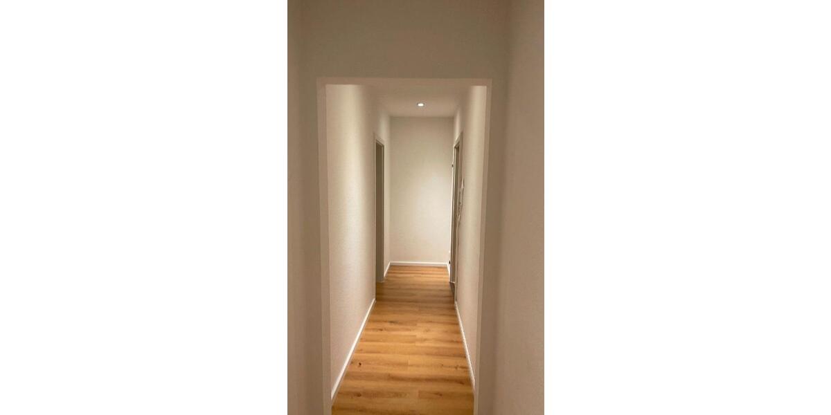 Erdgeschoßwohnung Magdeburg Brückfeld - 4 Zimmer, 130 m&sup2;, 1.099&euro; | Angebot:25057075