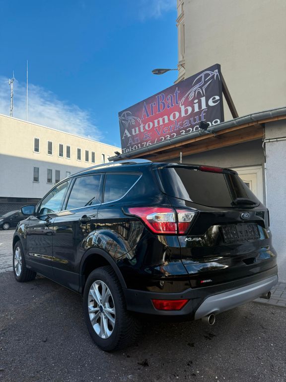 Ford Kuga 62.600 km 15.500 € Magdeburg 39106