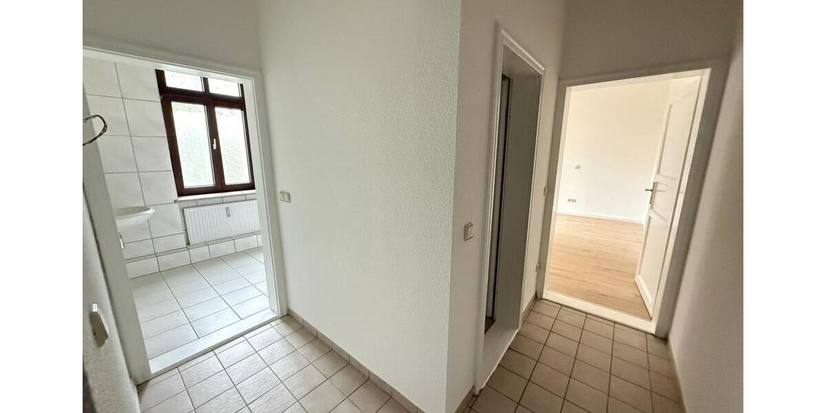 Etagenwohnung Magdeburg Nordwest - 1 Zimmer, 30 m&sup2;, 325&euro; | Angebot:26547397