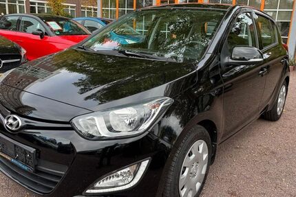 Hyundai i20 69.000 km 9.990 &euro; Magdeburg 39124