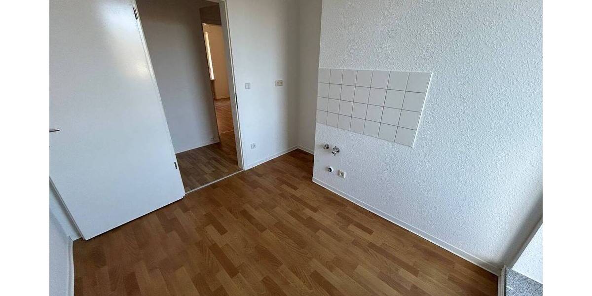 Etagenwohnung Magdeburg Sudenburg - 3 Zimmer, 57 m&sup2;, 381&euro; | Angebot:26673530