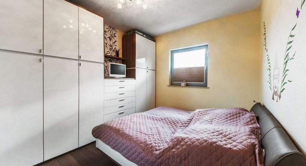 Moderne Familienwohnung mit Balkon in Magdeburgs Werder 4 zimmer