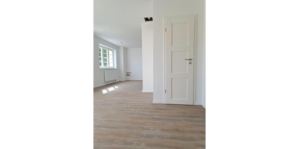 Etagenwohnung Magdeburg Diesdorf - 4 Zimmer, 127 m&sup2;, 1.331&euro; | Angebot:23330008