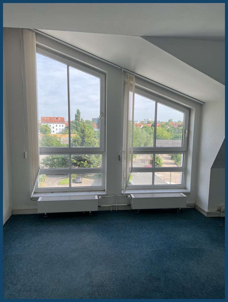 Büro in Magdeburg 1.580 € 211 m²