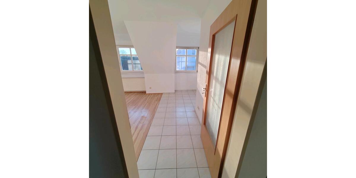 Dachgeschoßwohnung Haldensleben - 1 Zimmer, 46 m&sup2;, 67.000&euro; | Angebot:27258962