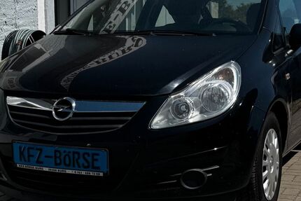 Opel Corsa 105.700 km 3.900 € Burg 39288