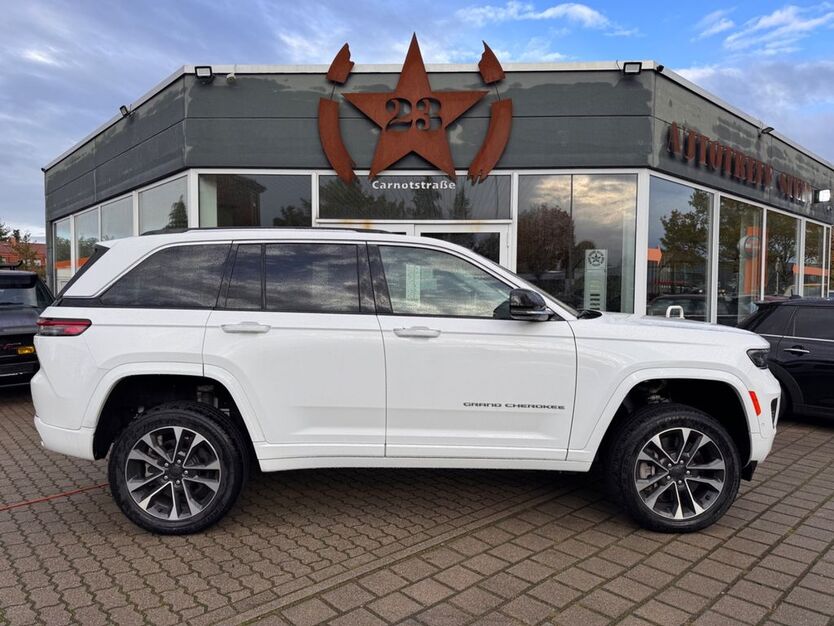 Jeep Grand Cherokee 13.000 km 59.990 € Magdeburg 39120