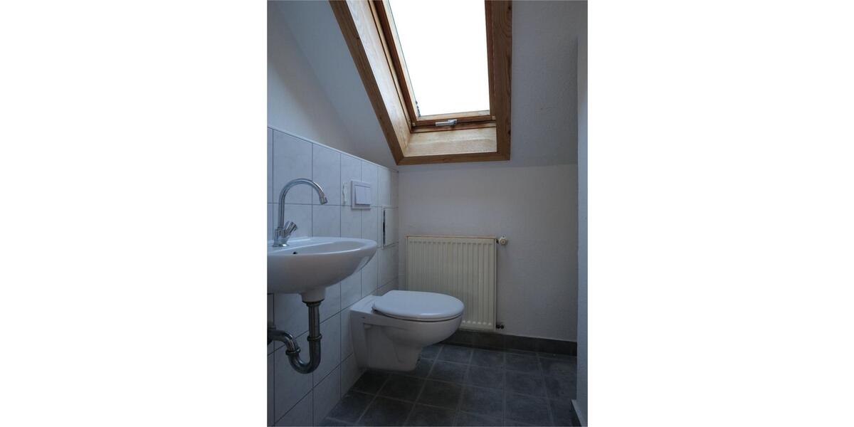 Dachgeschoßwohnung Calbe (Saale) - 2 Zimmer, 36 m&sup2;, 386&euro; | Angebot:12154952