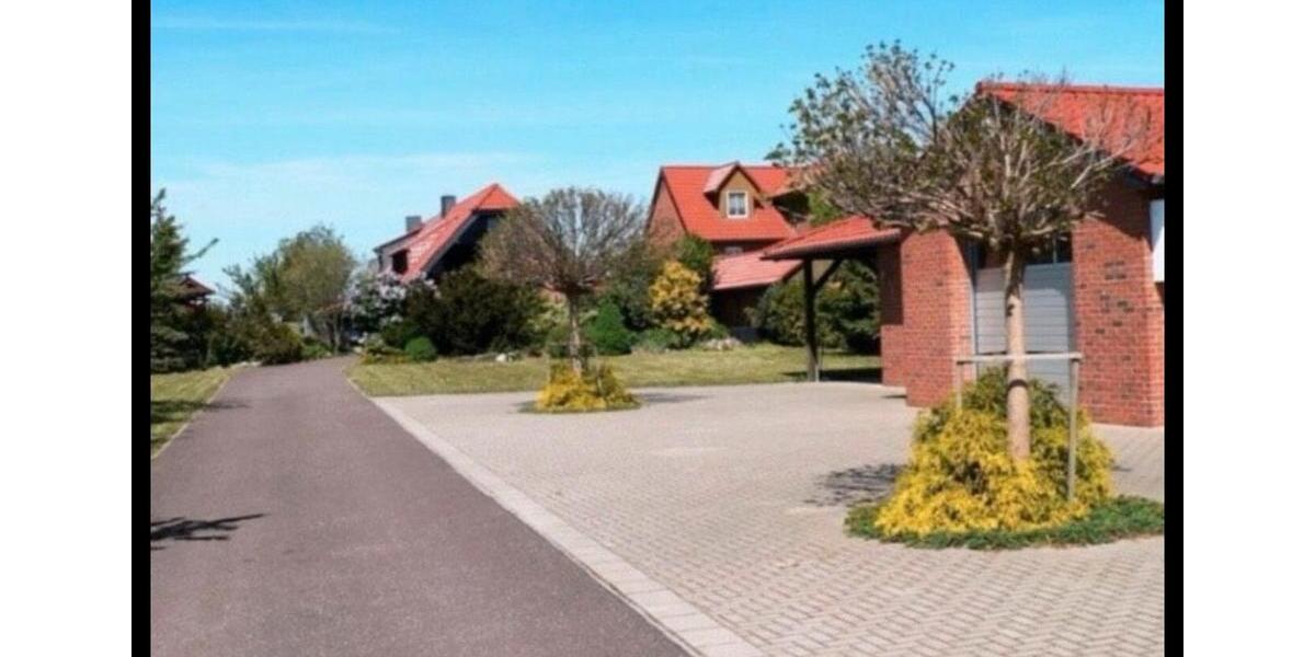Reihenhaus Calbe (Saale) - 8 Zimmer, 220 m&sup2;, 399.000&euro; | Angebot:27134644