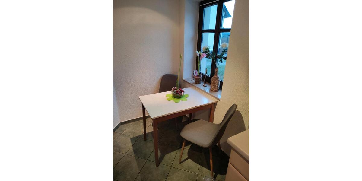 Etagenwohnung Erxleben - 3 Zimmer, 100 m&sup2;, 79&euro; | Angebot:24851152