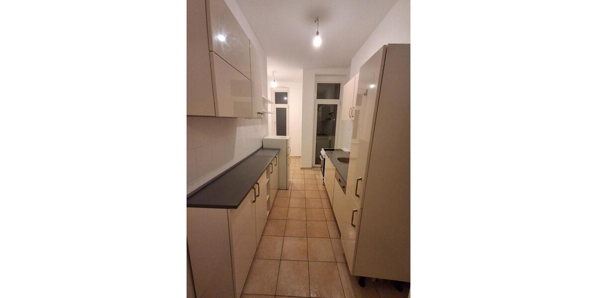 Etagenwohnung Magdeburg Nordwest - 4 Zimmer, 96 m&sup2;, 799&euro; | Angebot:24639654