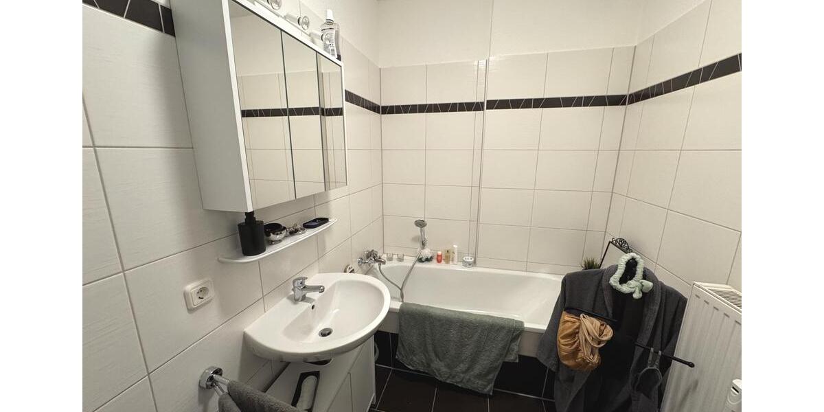 Etagenwohnung Magdeburg Diesdorf - 1 Zimmer, 48 m&sup2;, 360&euro; | Angebot:26547396