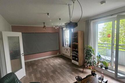 Wohnung Magdeburg Großer Silberberg - 1.5 Zimmer, 57 m&sup2;, 558&euro; | Angebot:26446337