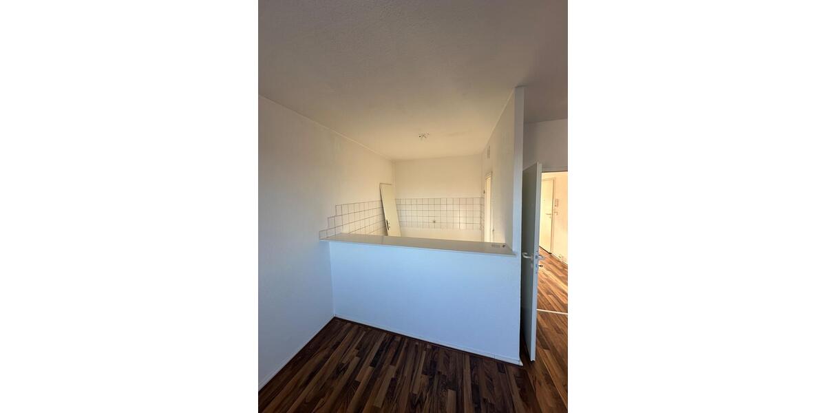 Etagenwohnung Magdeburg Brückfeld - 3 Zimmer, 57 m&sup2;, 450&euro; | Angebot:26136840