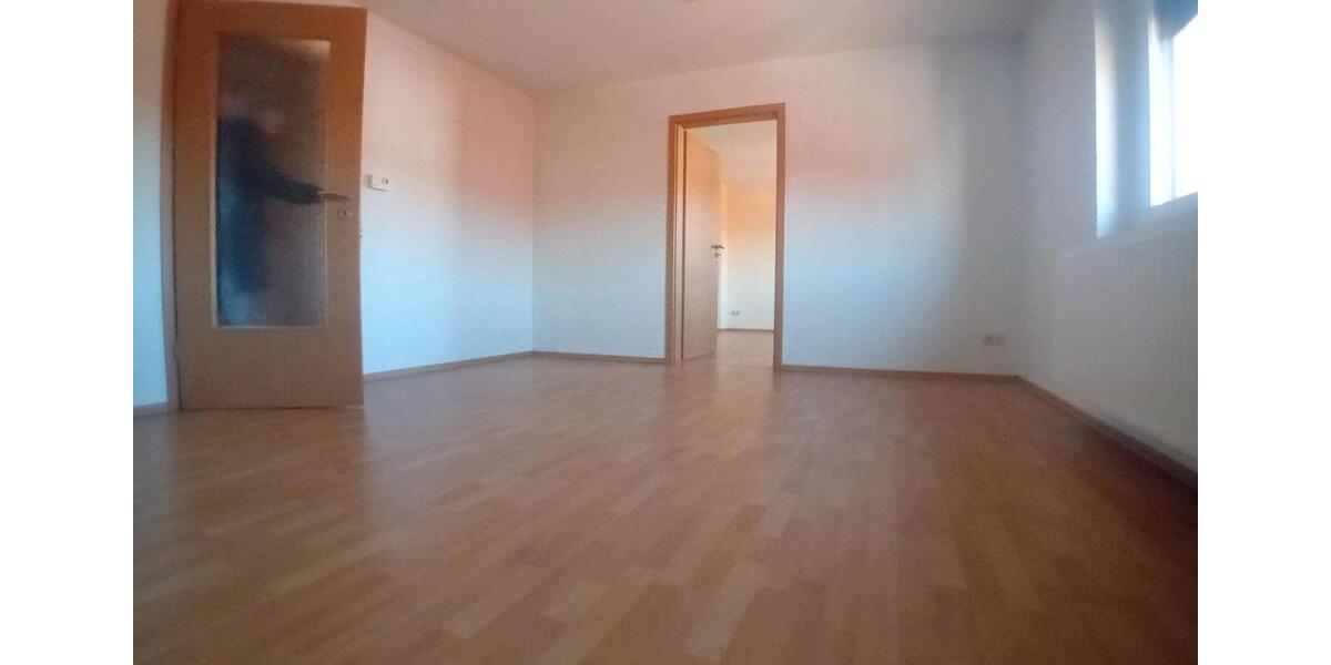 Etagenwohnung Bördeland - 3 Zimmer, 79 m&sup2;, 450&euro; | Angebot:24840237
