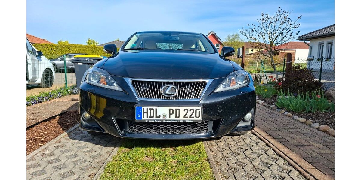 Lexus IS 220 144.100 km 7.999 &euro; Haldensleben 39340
