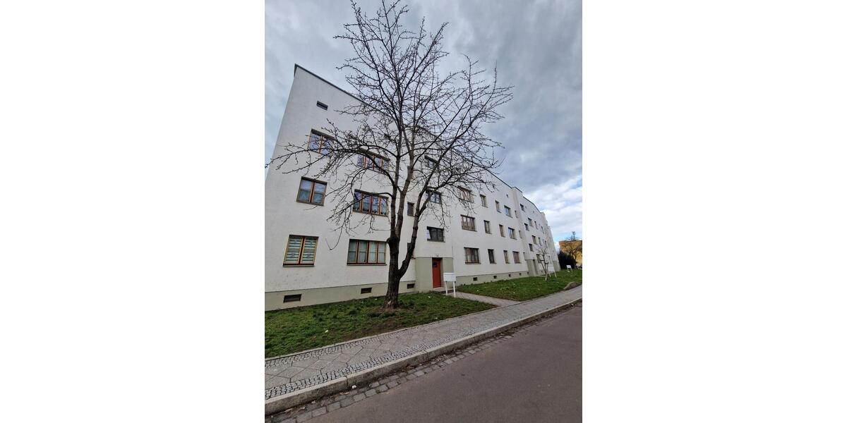 Etagenwohnung Magdeburg Neue Neustadt - 4 Zimmer, 92 m&sup2;, 643&euro; | Angebot:25547016