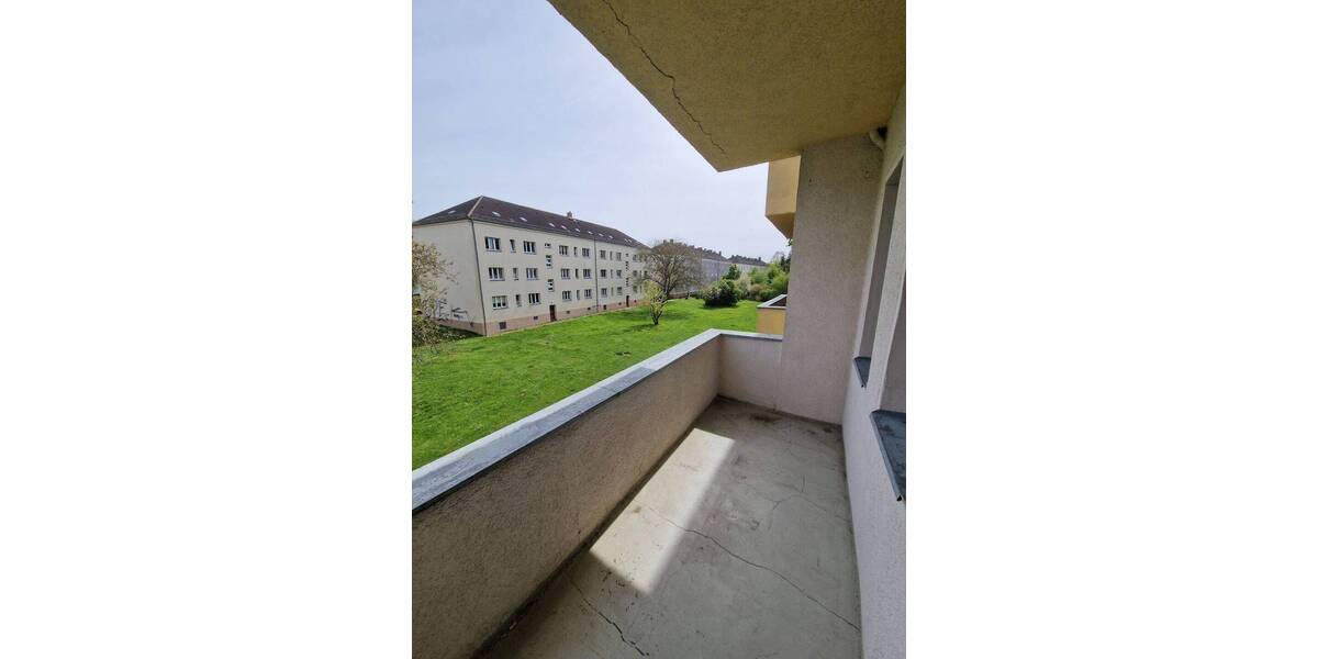 Etagenwohnung Magdeburg Cracau - 2 Zimmer, 48 m&sup2;, 339&euro; | Angebot:26557119