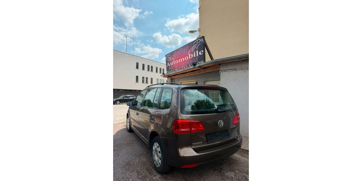 VW Touran 176.700 km 6.500 &euro; Magdeburg 39106