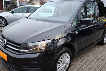 VW Caddy 151.439 km 11.800 &euro; Magdeburg 39130