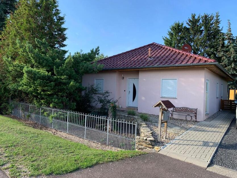 FEBRO-Systemhaus. Bungalowstil