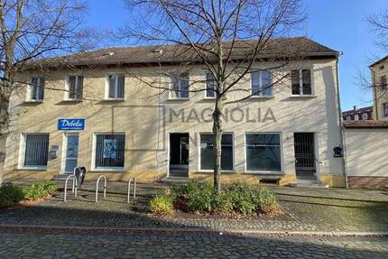 Büroraum, Nebenraum & Toilette zimmer