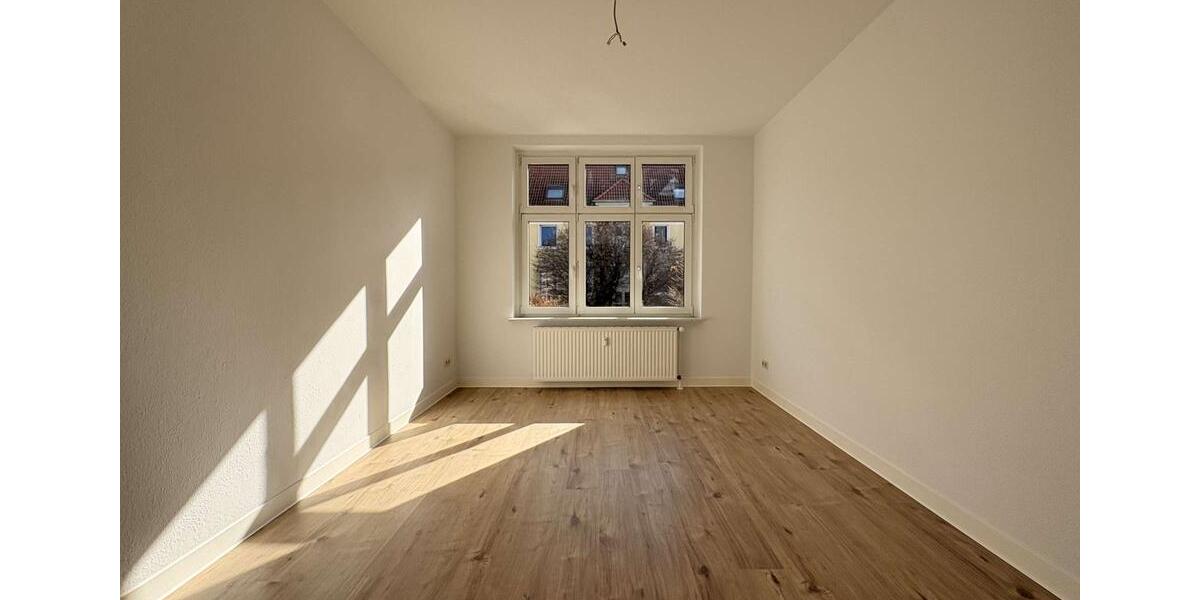 Etagenwohnung Magdeburg Leipziger Straße - 4 Zimmer, 102 m&sup2;, 900&euro; | Angebot:25792930