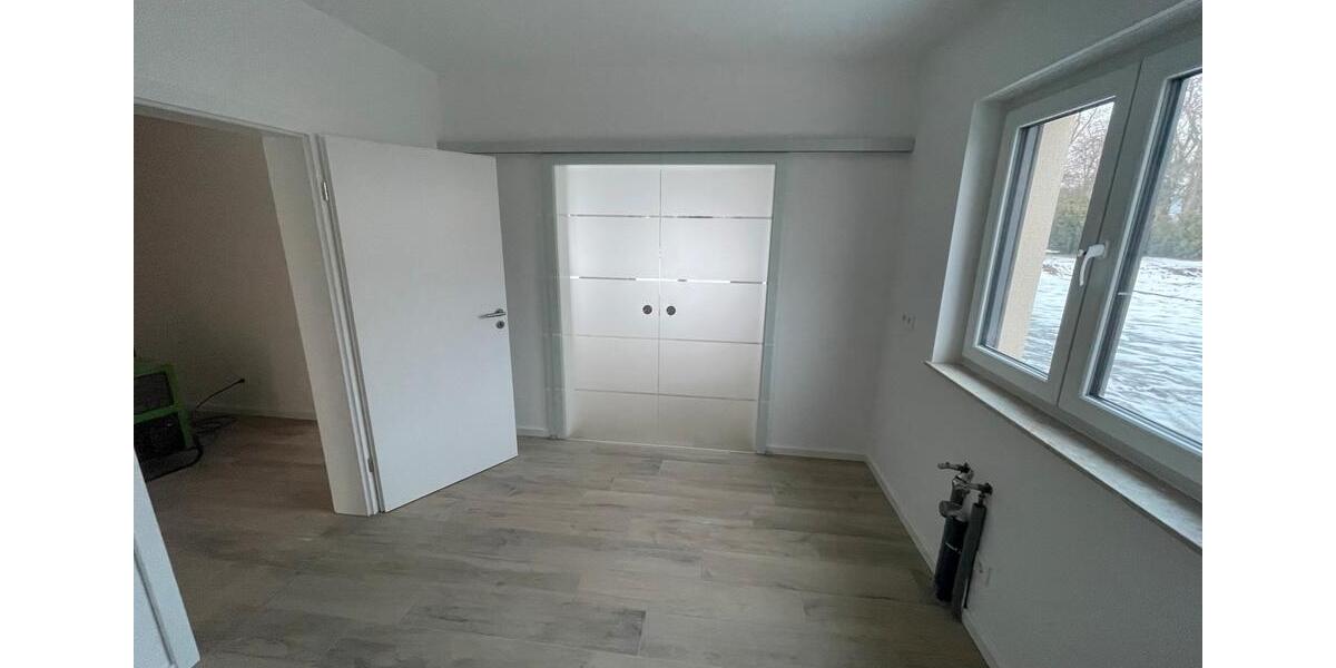 Etagenwohnung Magdeburg Brückfeld - 5 Zimmer, 130 m&sup2;, 1.750&euro; | Angebot:25343420